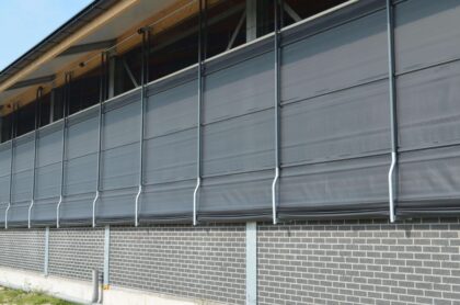 Airkoe Safe System barn curtains