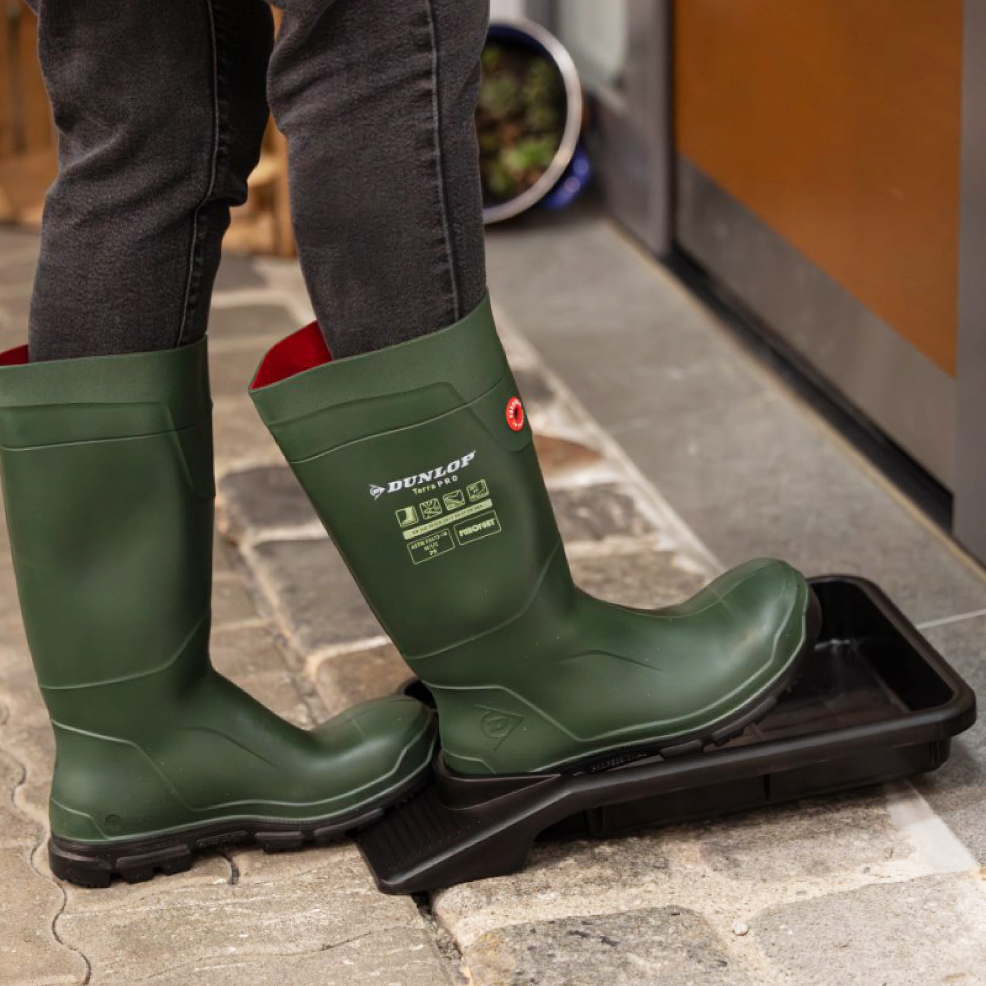 Tray for taking off Shoes